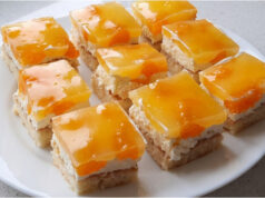 Greedy Mandarin Slices: Fluffy Sponge, Creamy Filling, and Shiny Pudding Jelly Greedy mandarin slices: fluffy sponge, creamy filling and shiny pudding jelly
