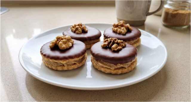 ischler-cookies-with-walnut-cream-delicate-pastries-with-jam-and-chocolate-554 Ischler cookies with walnut cream, delicate pastries with jam and chocolate
