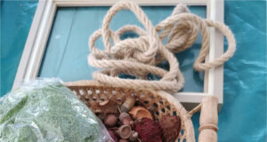 Create a Magical Autumn Decoration: Anyone Can Make a Glowing Tree from Chestnuts and Acorns All materials for making a glowing autumn tree: chestnuts, acorns, moss, twine, and frame