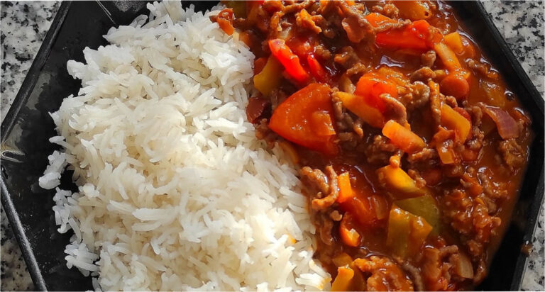 Mexické chilli con carne s basmati ryžou: Výdatné jedlo z jednej panvice