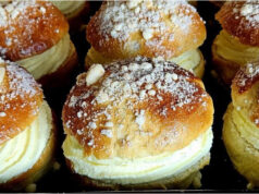 Prague Kolaches: Fluffy Yeast Buns with Vanilla Cream and Crunchy Streusel Prague kolaches with vanilla cream and streusel