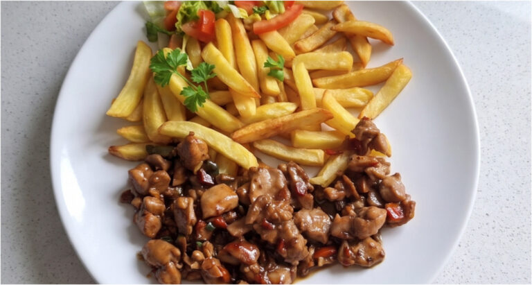 Quick Chicken Thigh Bites: Juicy Meat with Oyster Sauce and Sun-Dried Tomatoes