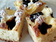 Quick Cup Cake with Quark and Plum Jam: Simple Batter Without Weighing Quick cup cake with quark and plum jam – simple batter without weighing